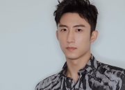 英雄联盟总决赛直播-篮球世界的双重奏，山西爆冷与东契奇主宰—小舞台与大世界的交响