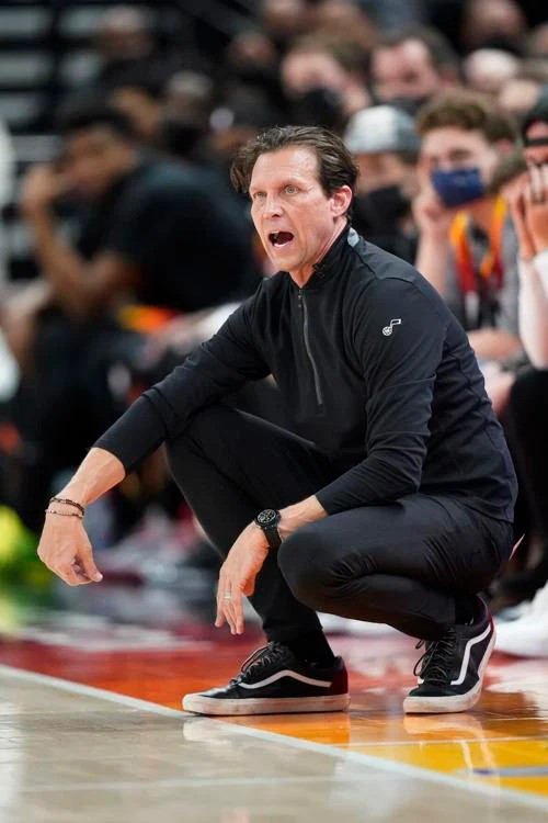 包含爵士风头无两，竞技场上全线占据统治地位的词条