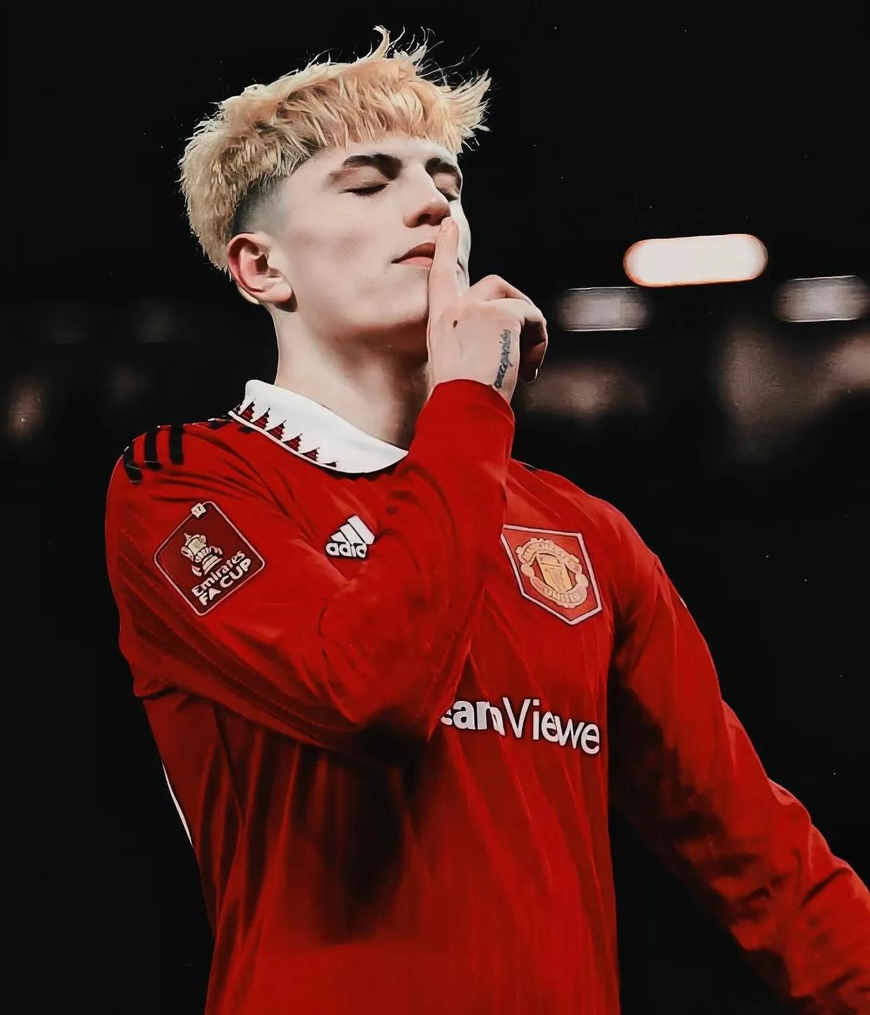 阿根廷传奇球星重新回归曼联俱乐部