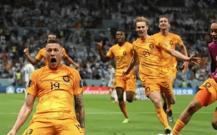 法国阻击芬兰，提前晋级欧洲杯淘汰赛