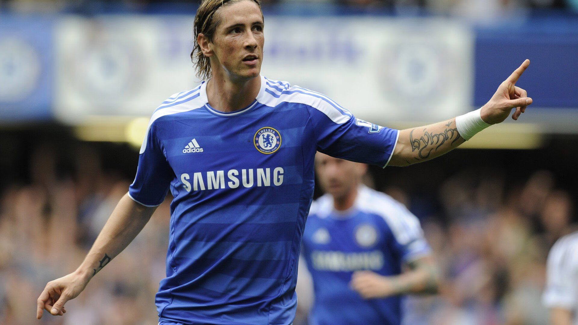 鹰击长空，德甲争冠，当狂胜成为剧本，悬念如何谢幕？