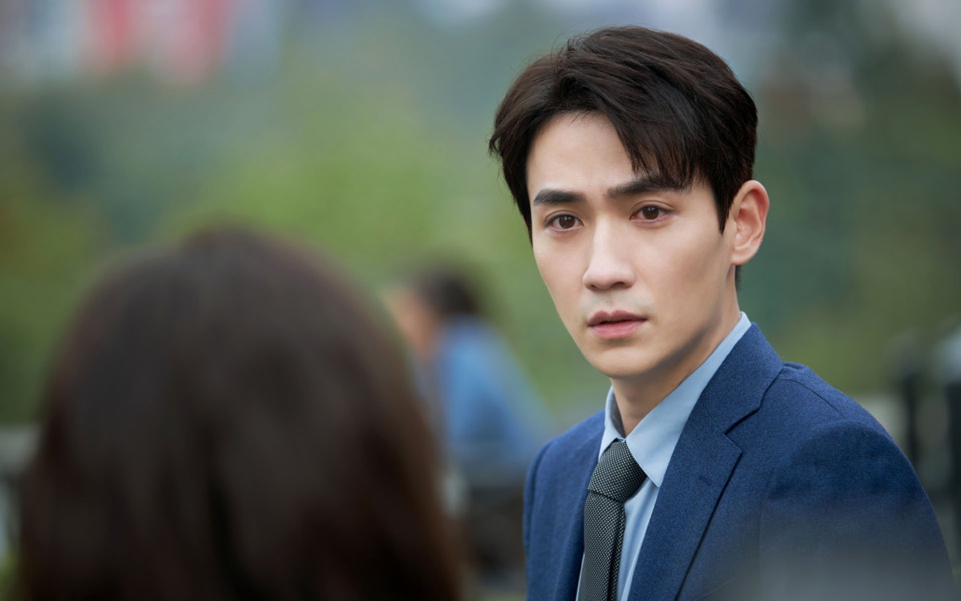 绿茵闪电与球场魔笛，当德甲争冠之夜遇见利拉德的攻防转换